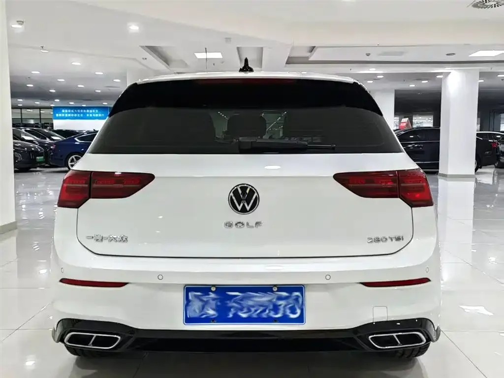 Volkswagen Golf 2022 из CN, фото 5