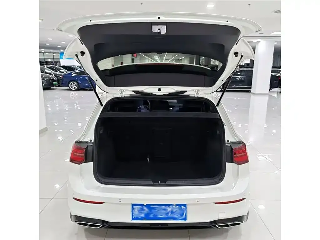 Volkswagen Golf 2022 из CN, фото 9