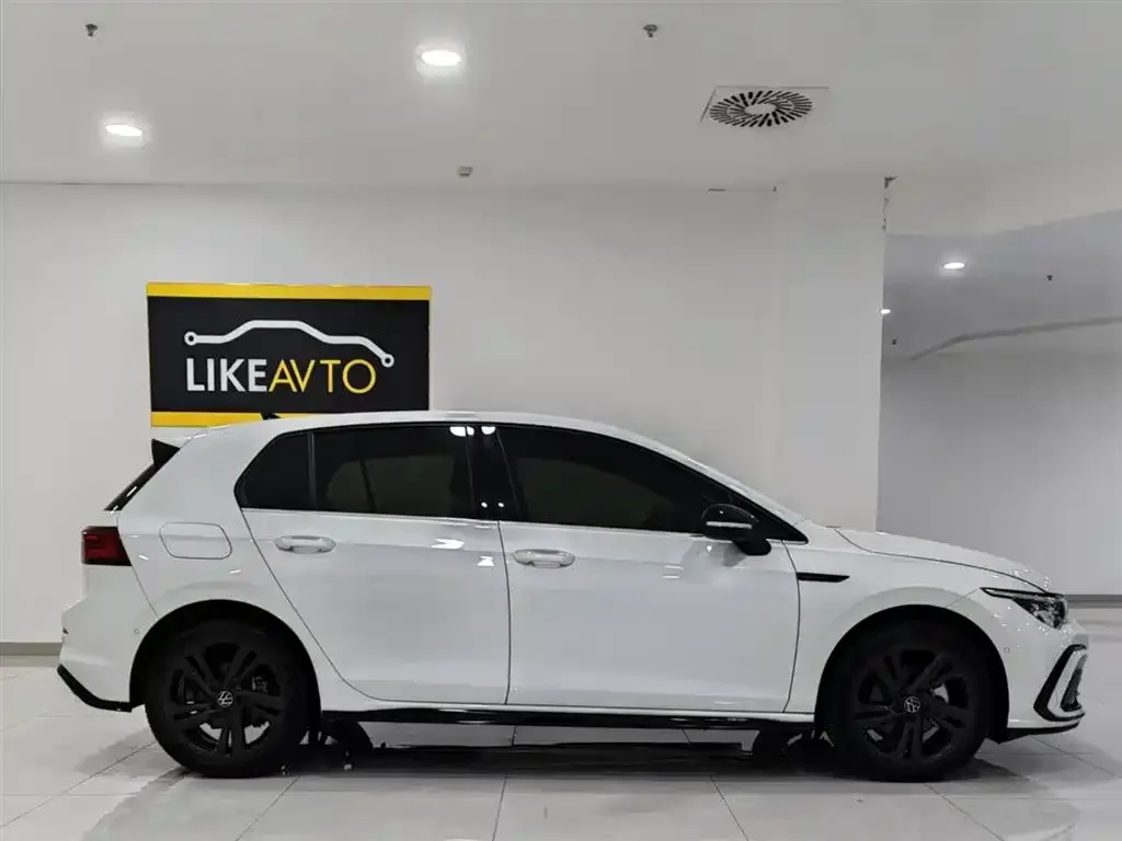 Volkswagen Golf 2022 из CN, фото 6