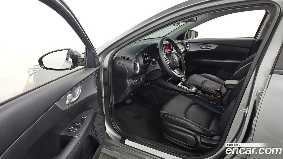 Kia K3 2023 из KR, фото 7