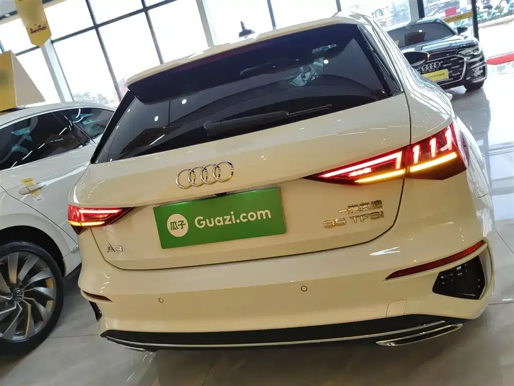 Audi A3 2024 из CN, фото 10