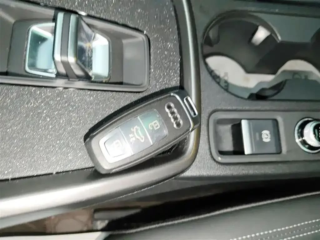 Audi A3 2024 из CN, фото 9