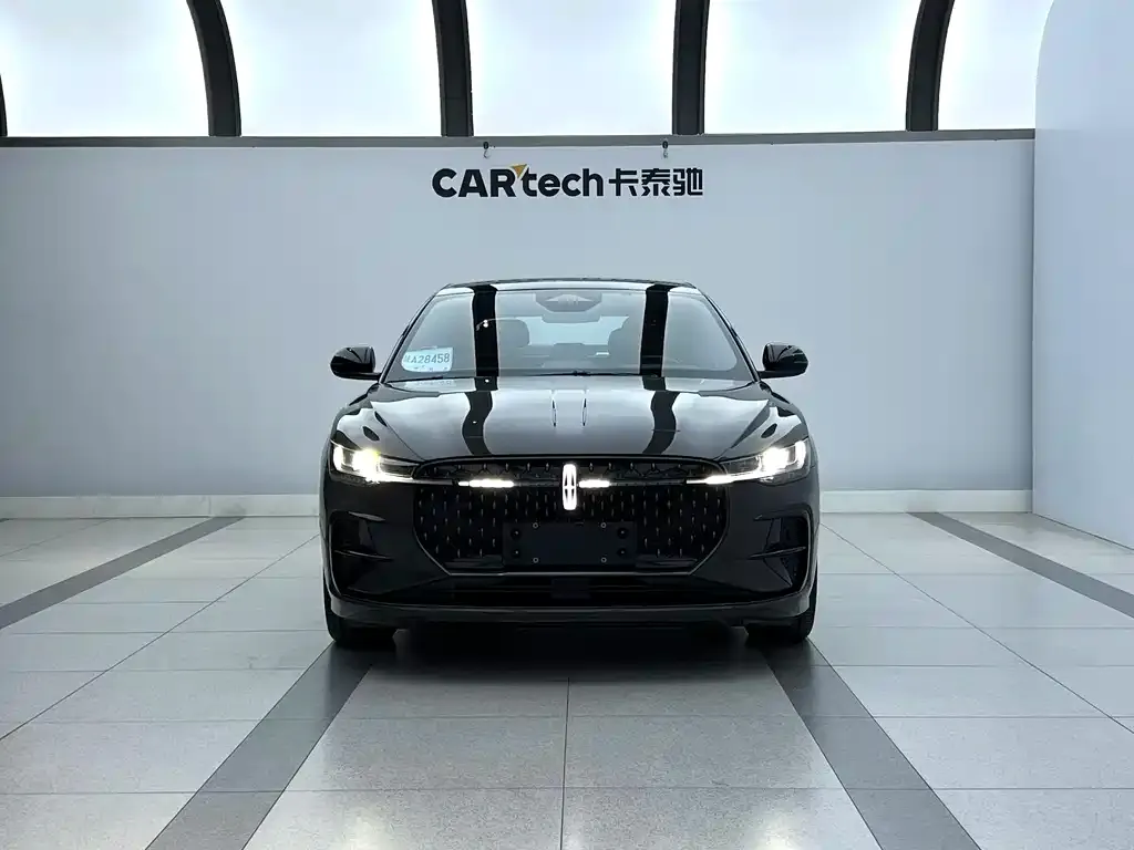 Lincoln Z 2023 из CN, фото 2