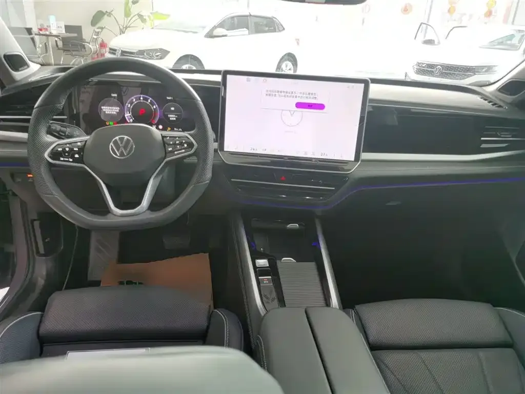 Volkswagen Passat 2024 из CN, фото 4