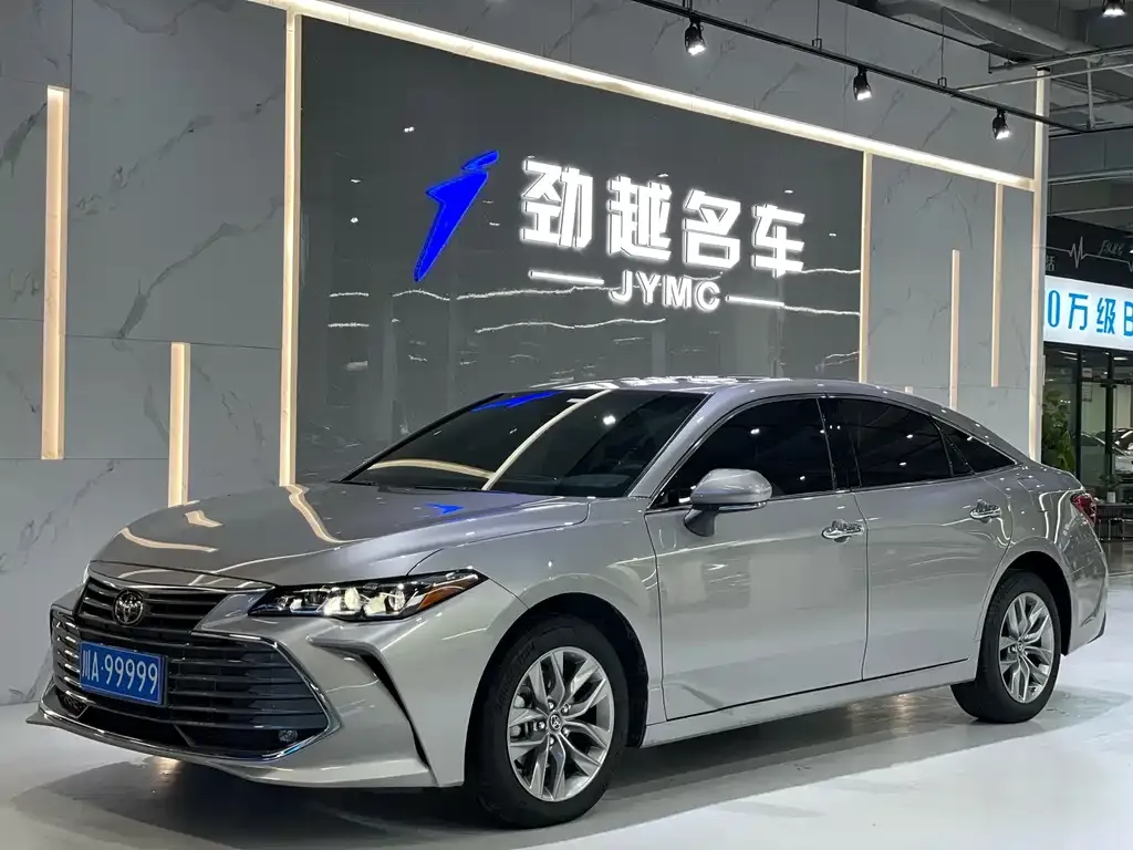 Toyota Avalon 2022 из CN, фото 1