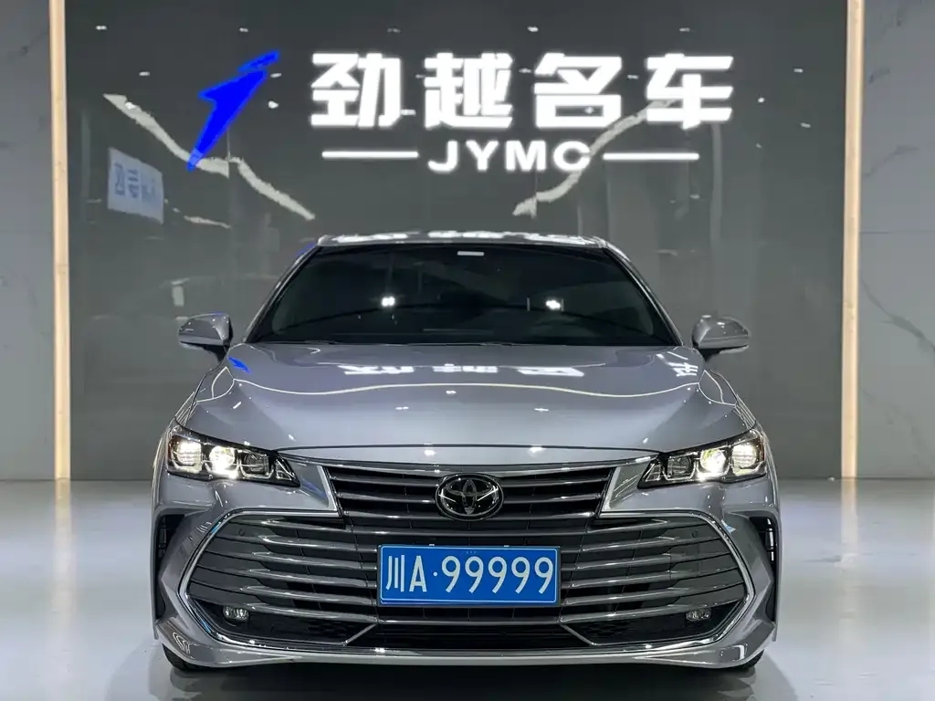 Toyota Avalon 2022 из CN, фото 2
