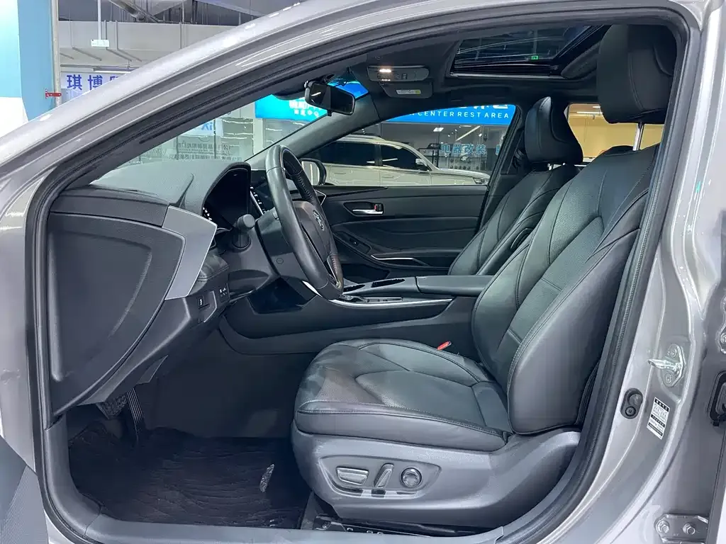 Toyota Avalon 2022 из CN, фото 6
