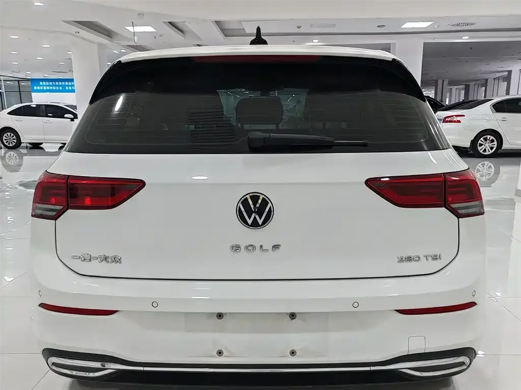 Volkswagen Golf 2022 из CN, фото 6