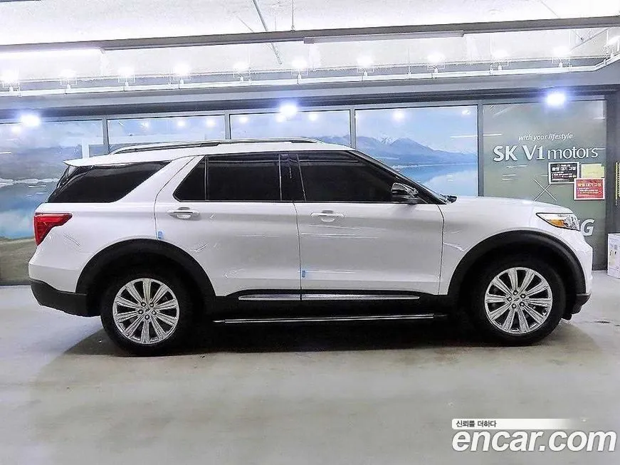 Ford Explorer 2022 из KR, фото 3