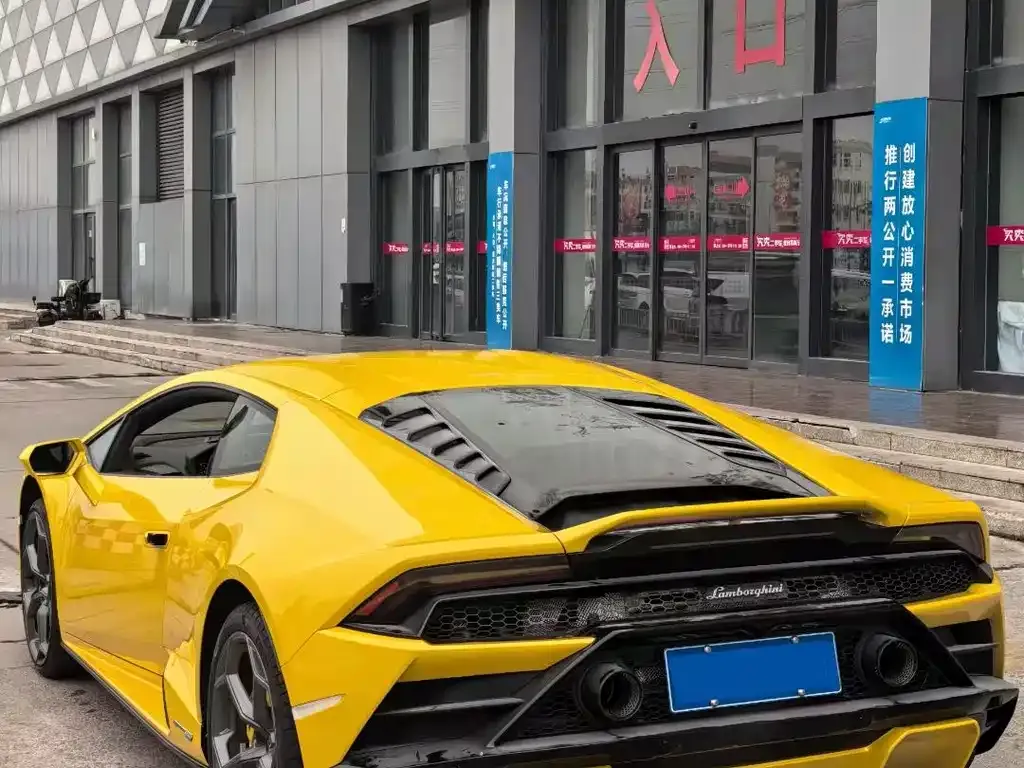 Lamborghini Huracan 2021 из CN, фото 6