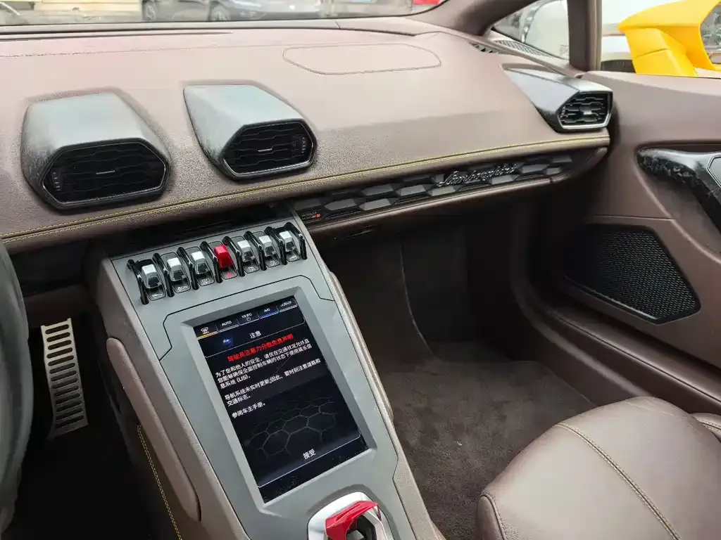 Lamborghini Huracan 2021 из CN, фото 4