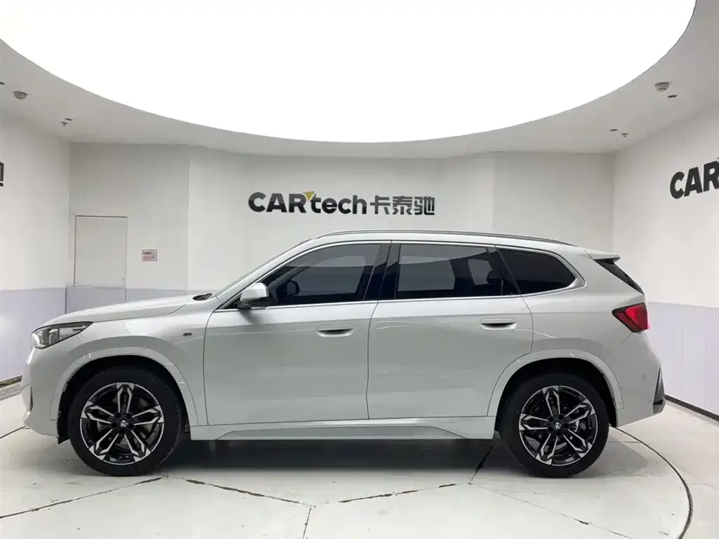 BMW X1 2024 из CN, фото 8