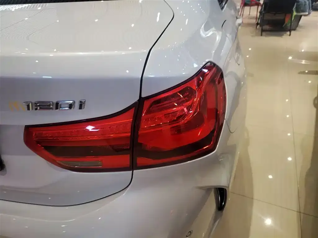 BMW 1 Series 2022 из CN, фото 2