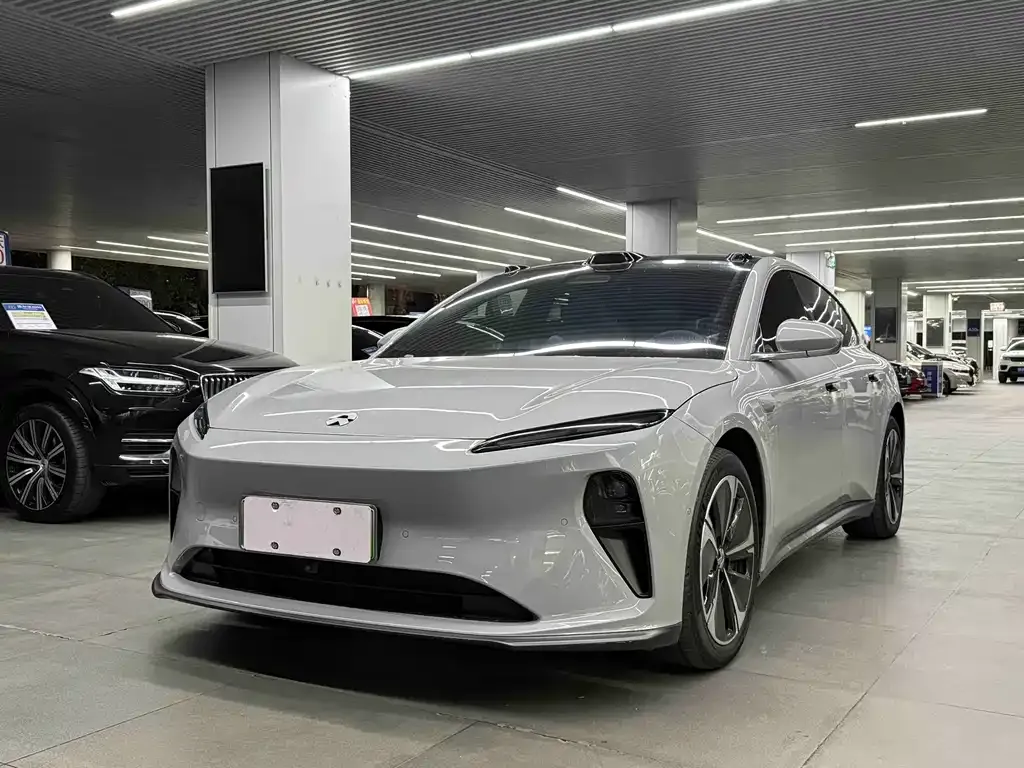 NIO ET5T