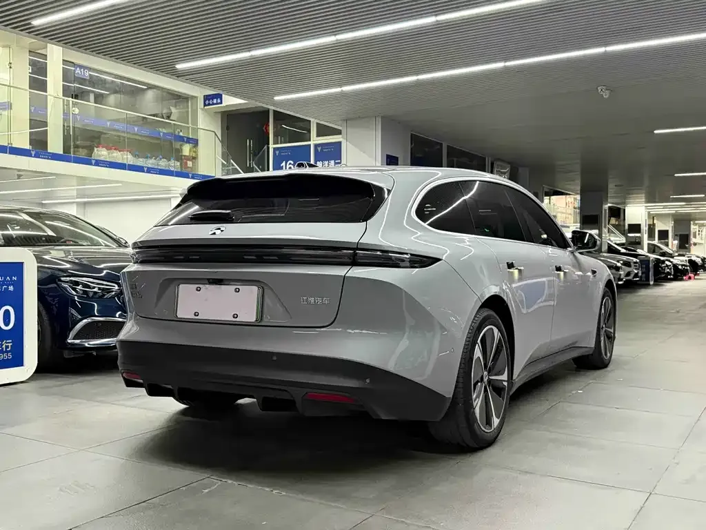 NIO ET5T 2023 из CN, фото 8