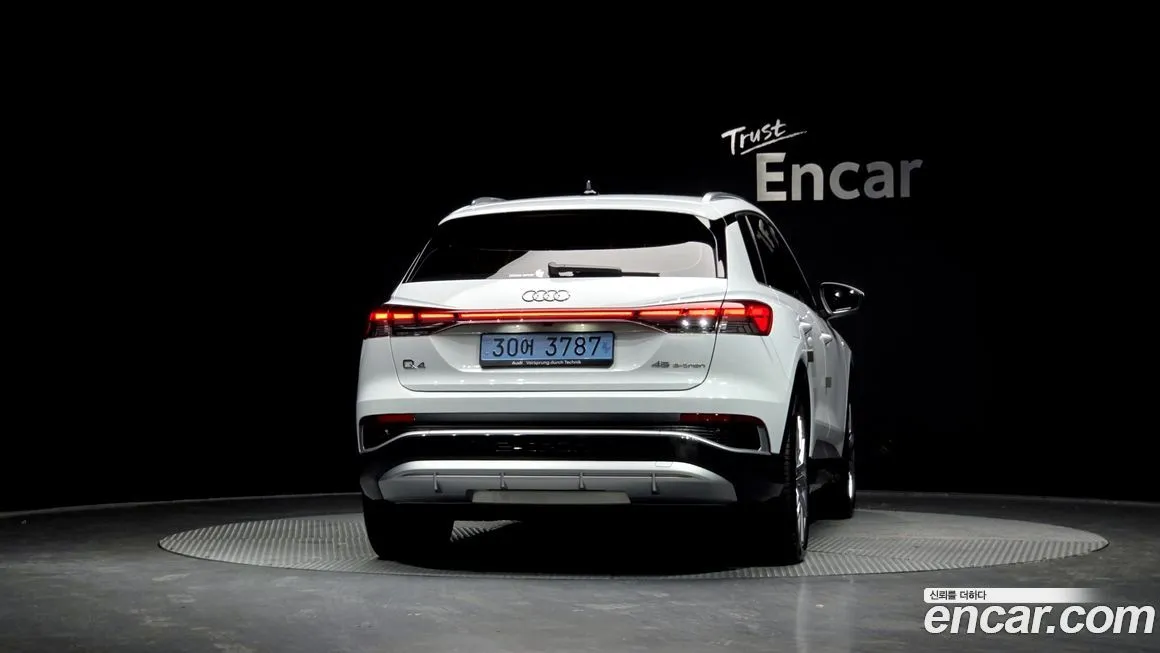 Audi Q4 e-tron 2025 из KR, фото 3