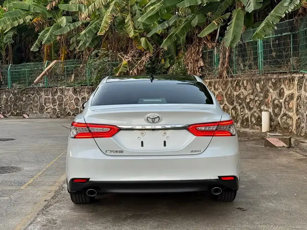Toyota Camry 2021 из CN, фото 9