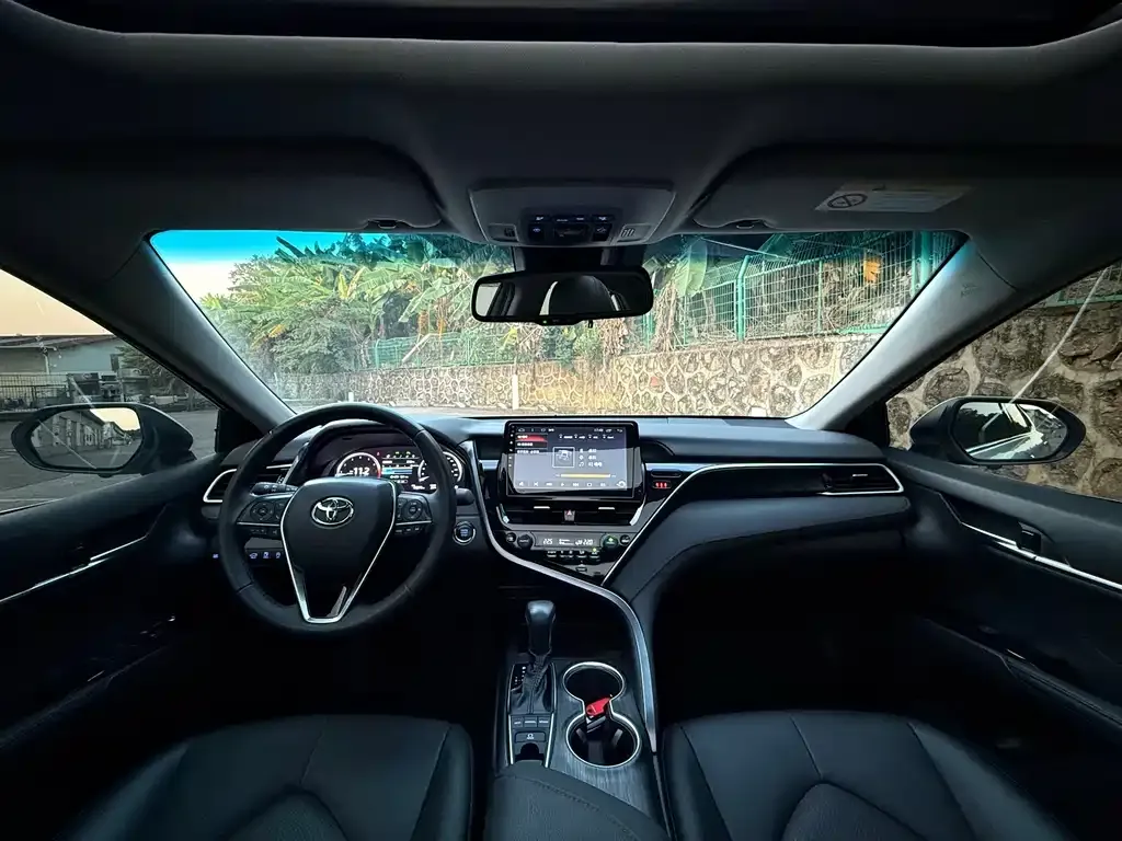 Toyota Camry 2021 из CN, фото 3