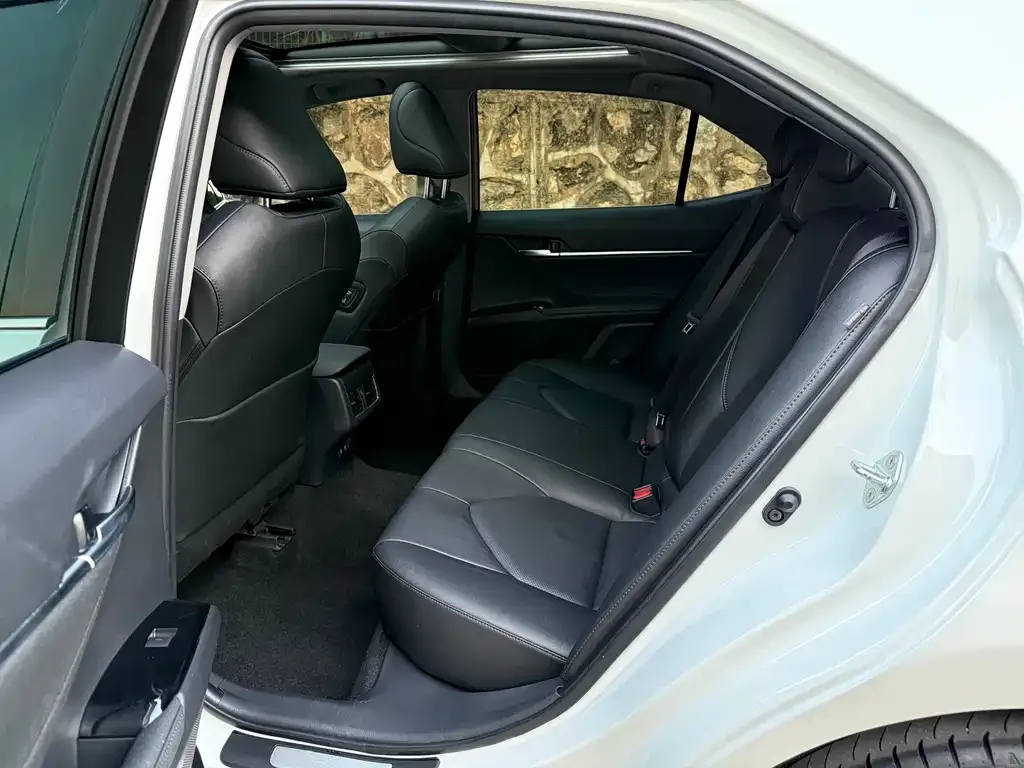 Toyota Camry 2021 из CN, фото 6