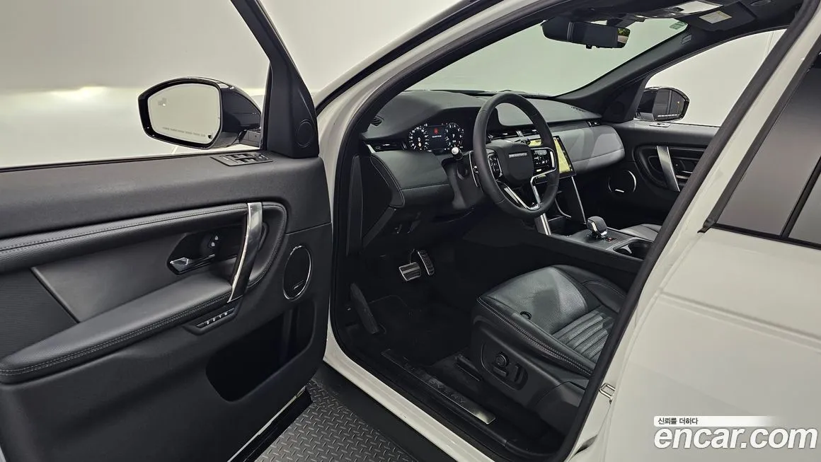 Land Rover Discovery Sport 2024 из KR, фото 10