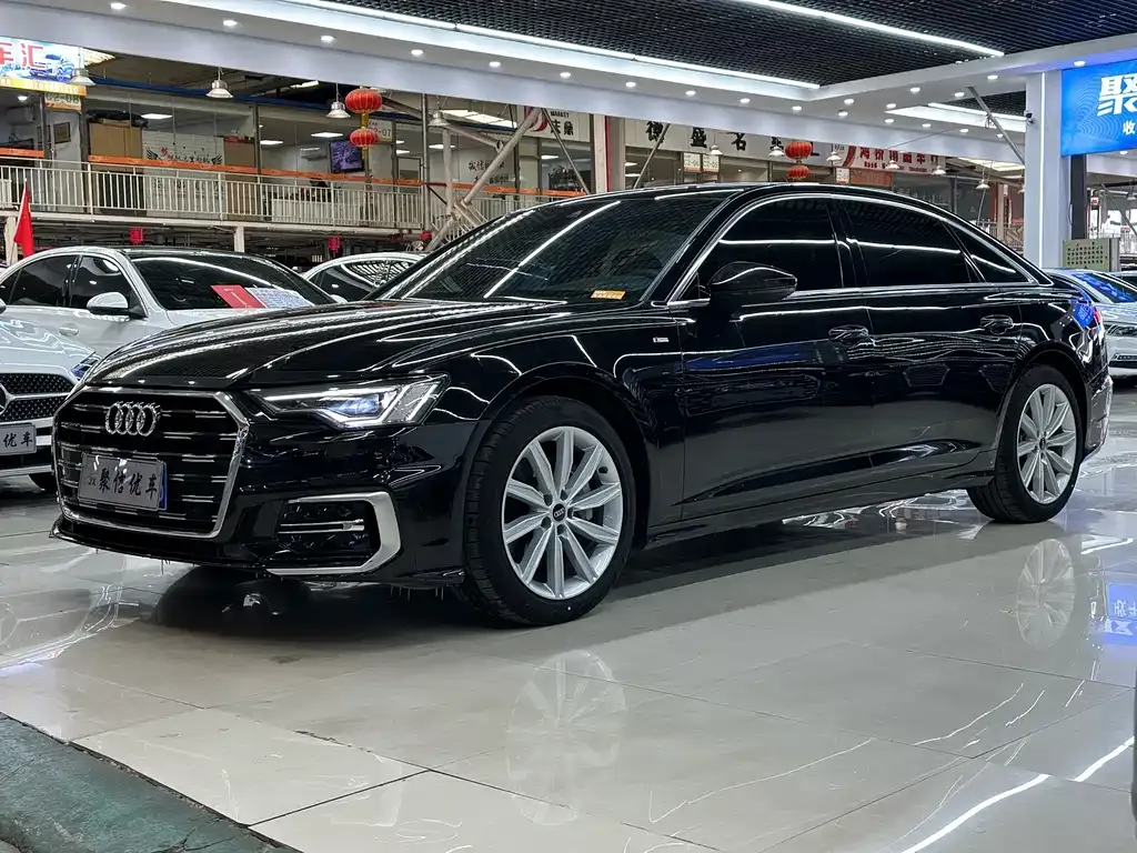 Audi A6L — фото 2