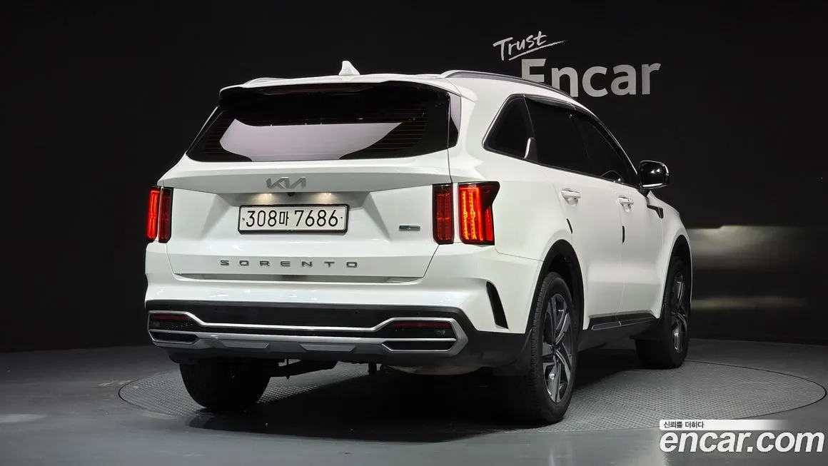 Kia Sorento — фото 9