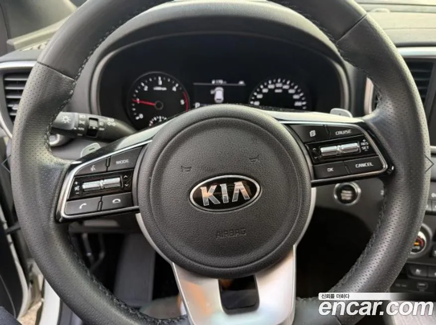 Kia Sportage — фото 6