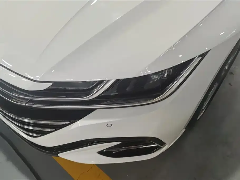 Volkswagen CC 2023 из CN, фото 2