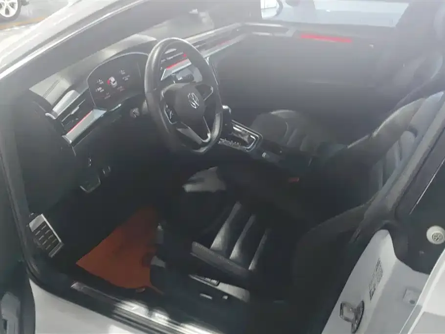 Volkswagen CC 2023 из CN, фото 8