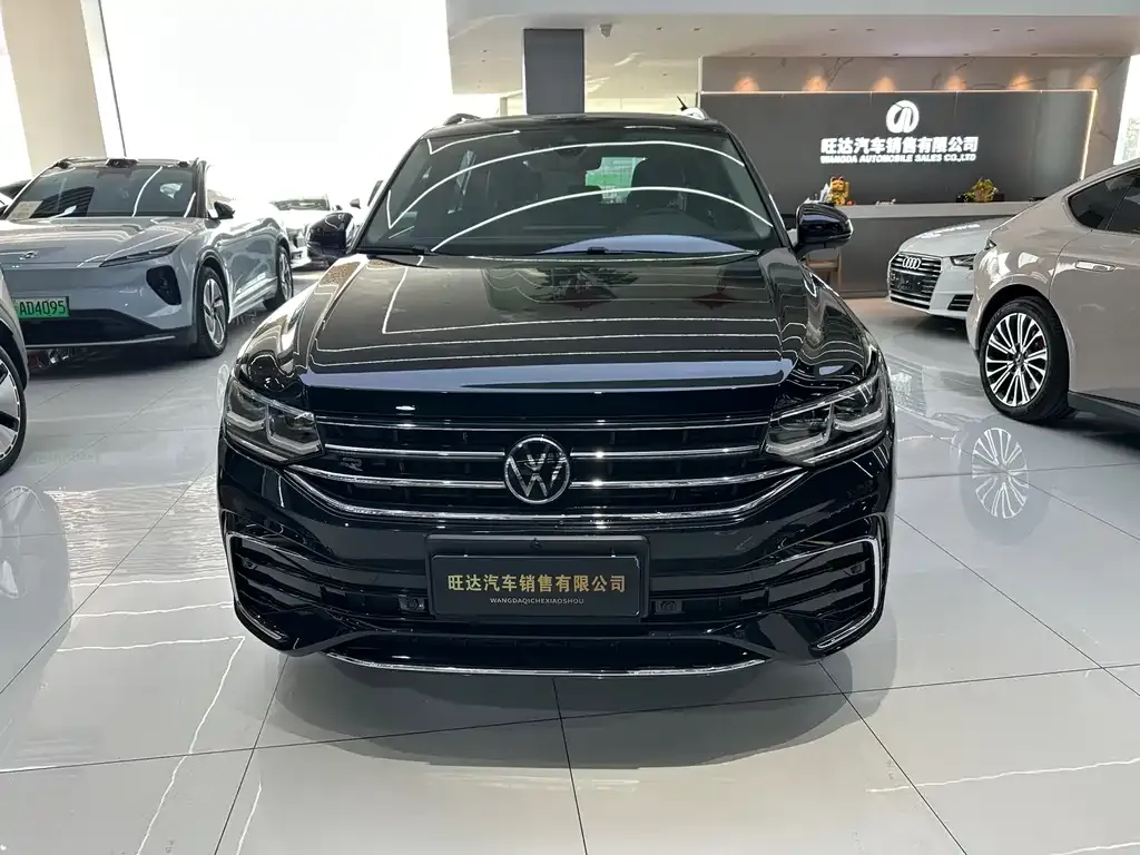 Volkswagen Tiguan L 2023 из CN, фото 4