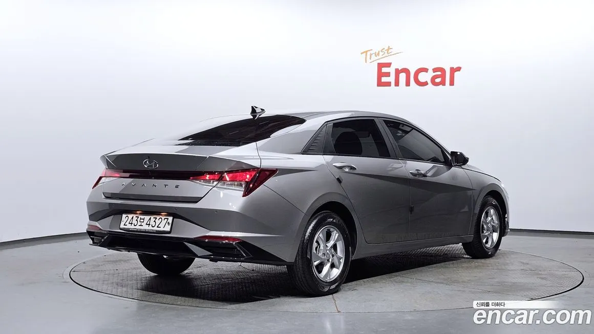 Hyundai AVANTE 2021 из KR, фото 3
