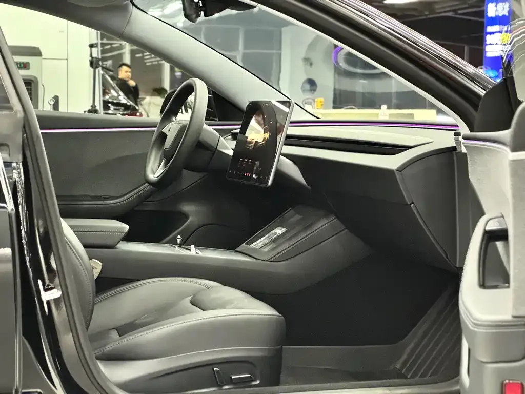 Tesla Model 3 2024 из CN, фото 3