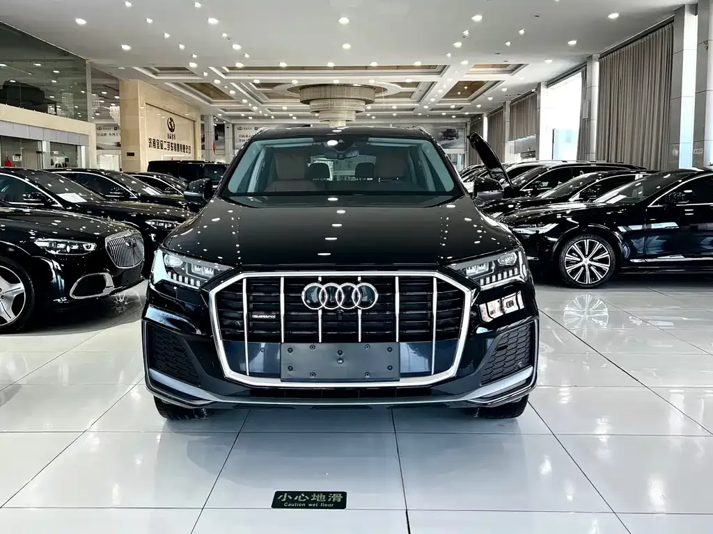 Audi Q7 — фото 4