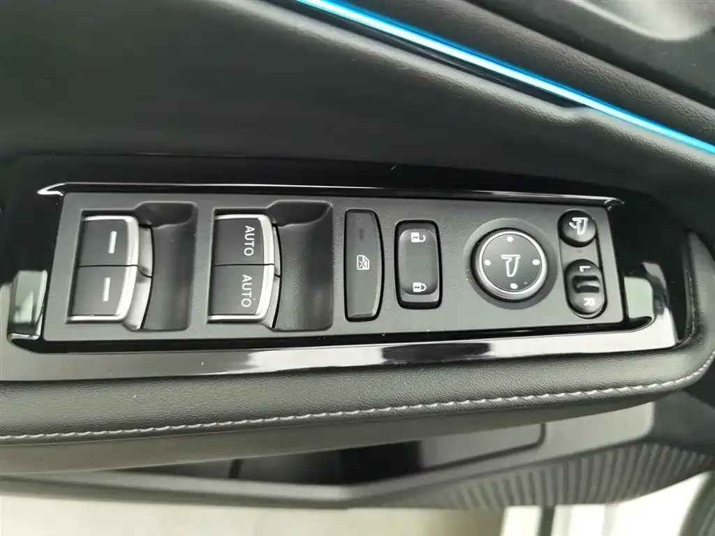 Honda Inspire 2023 из CN, фото 9