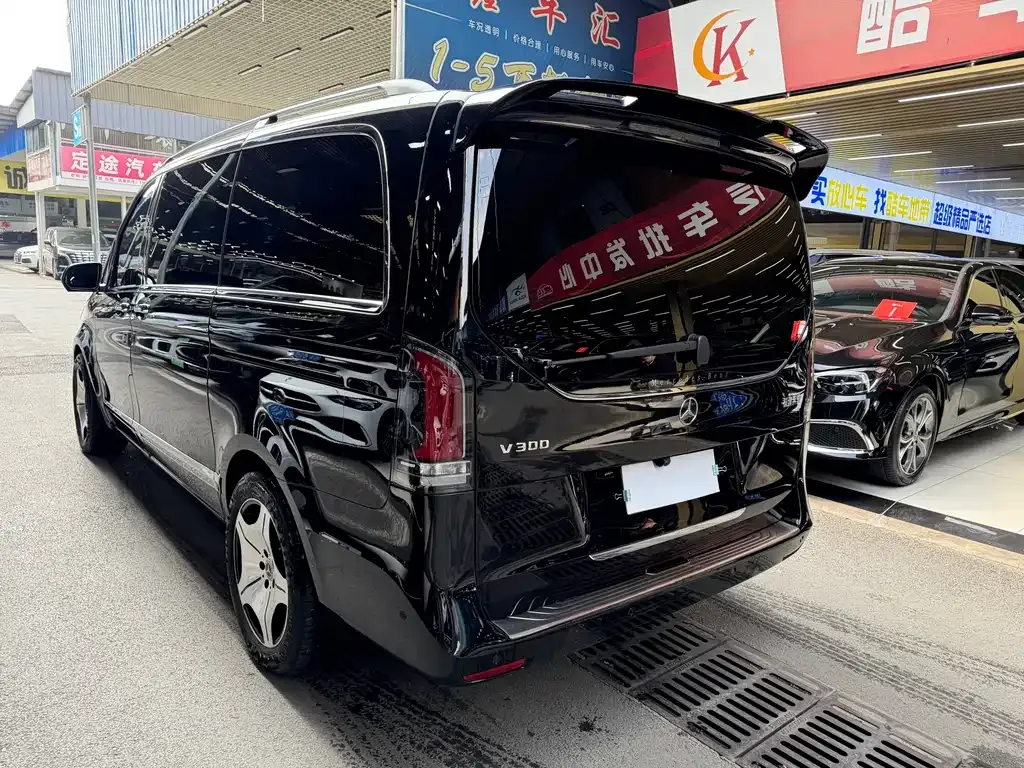 Mercedes-Benz V-Class 2025 из CN, фото 10