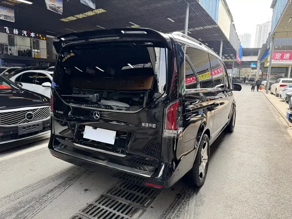 Mercedes-Benz V-Class 2025 из CN, фото 7