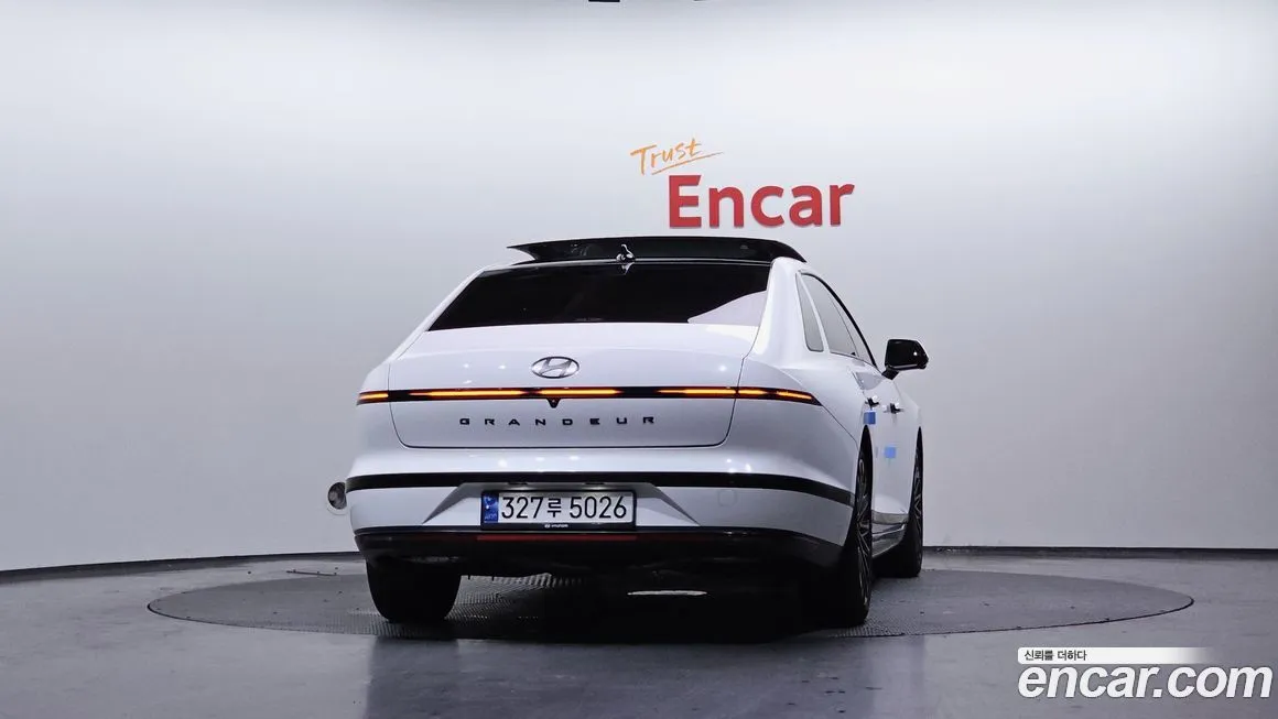 Hyundai Grandeur 2023 из KR, фото 2