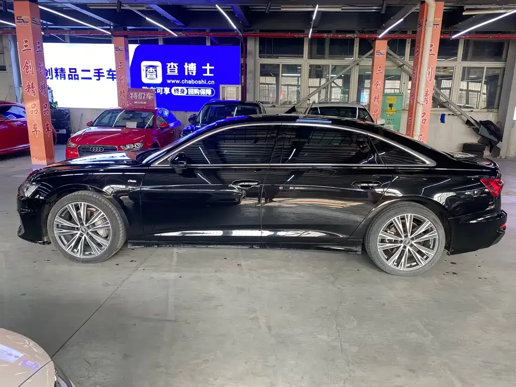 Audi A6L 2022 из CN, фото 8