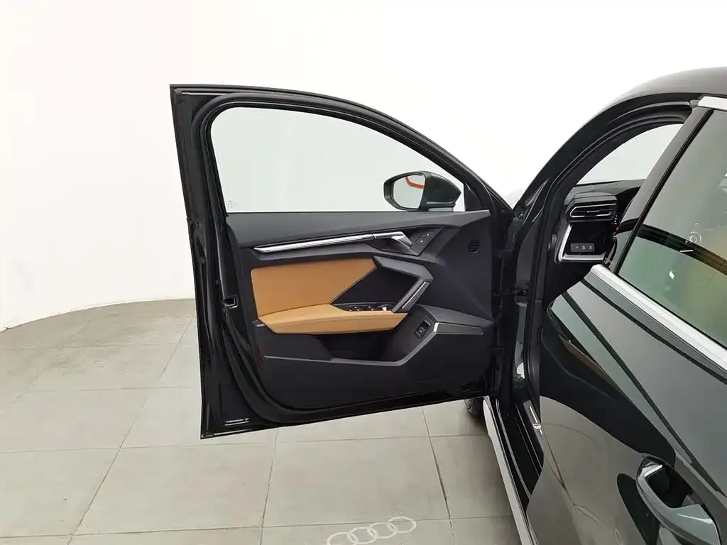 Audi A3 2025 из CN, фото 3