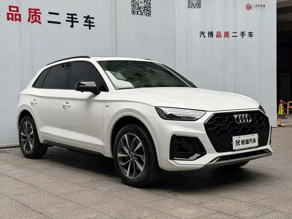 Audi Q5L — фото 3
