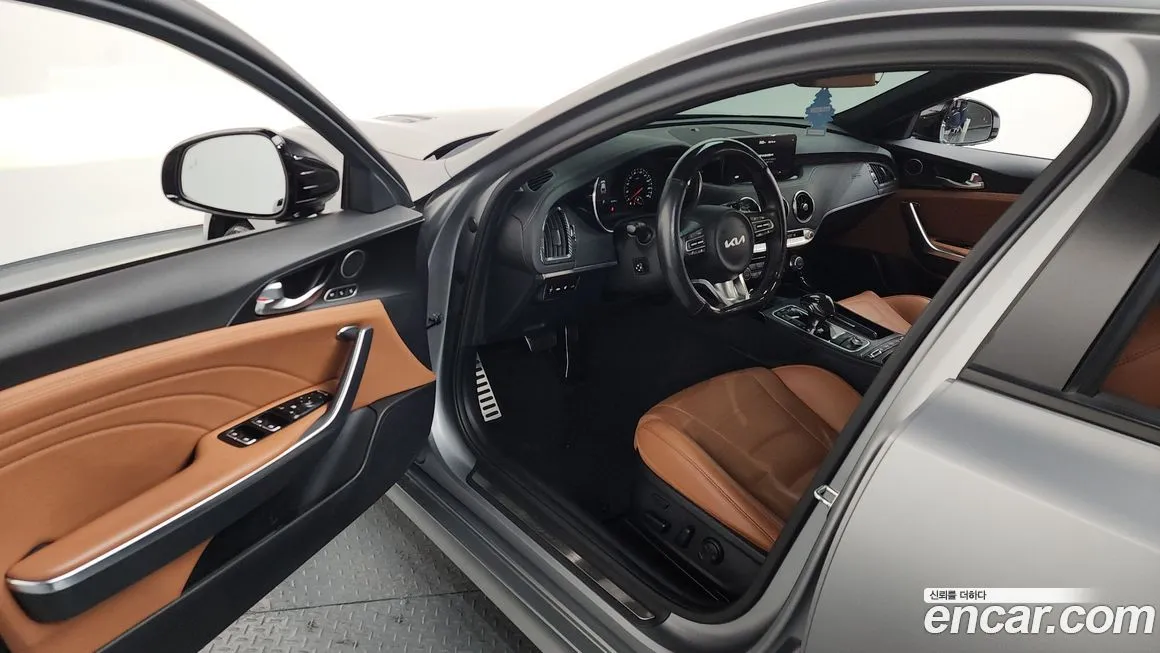 Kia Stinger 2023 из KR, фото 10