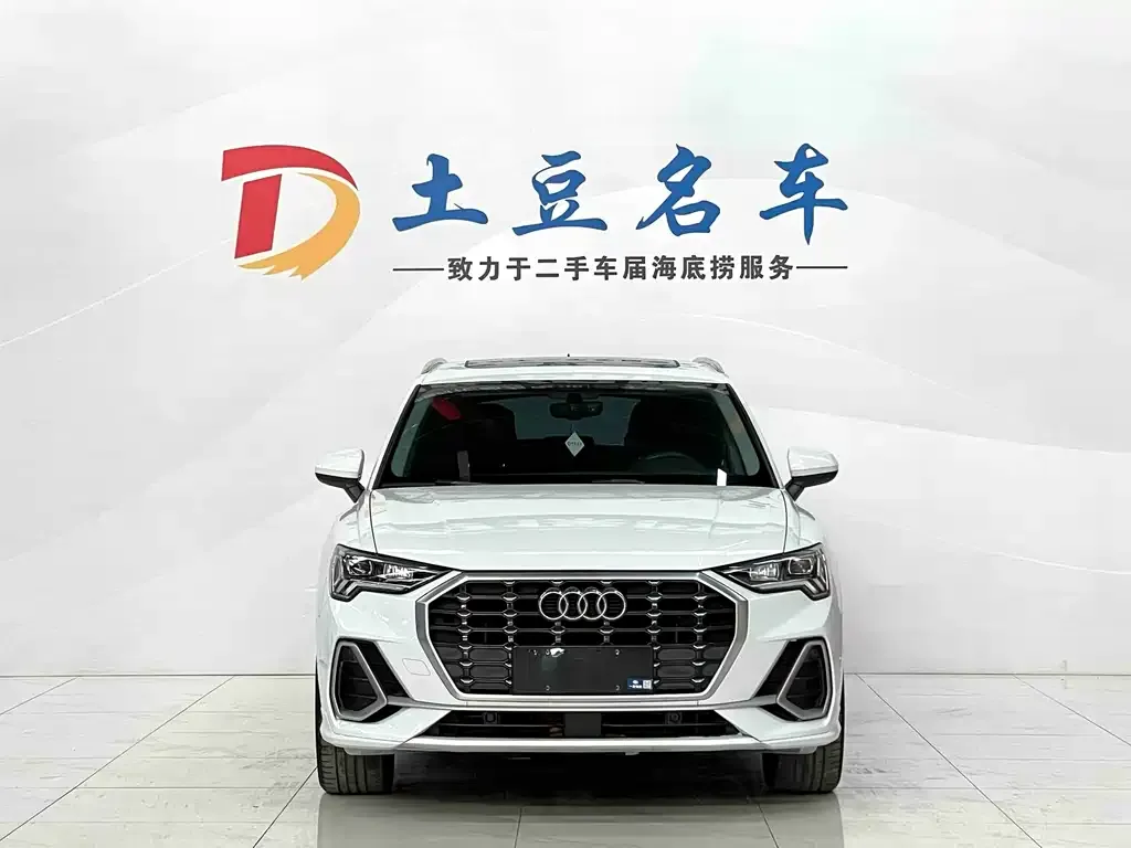 Audi Q3 2022 из CN, фото 2