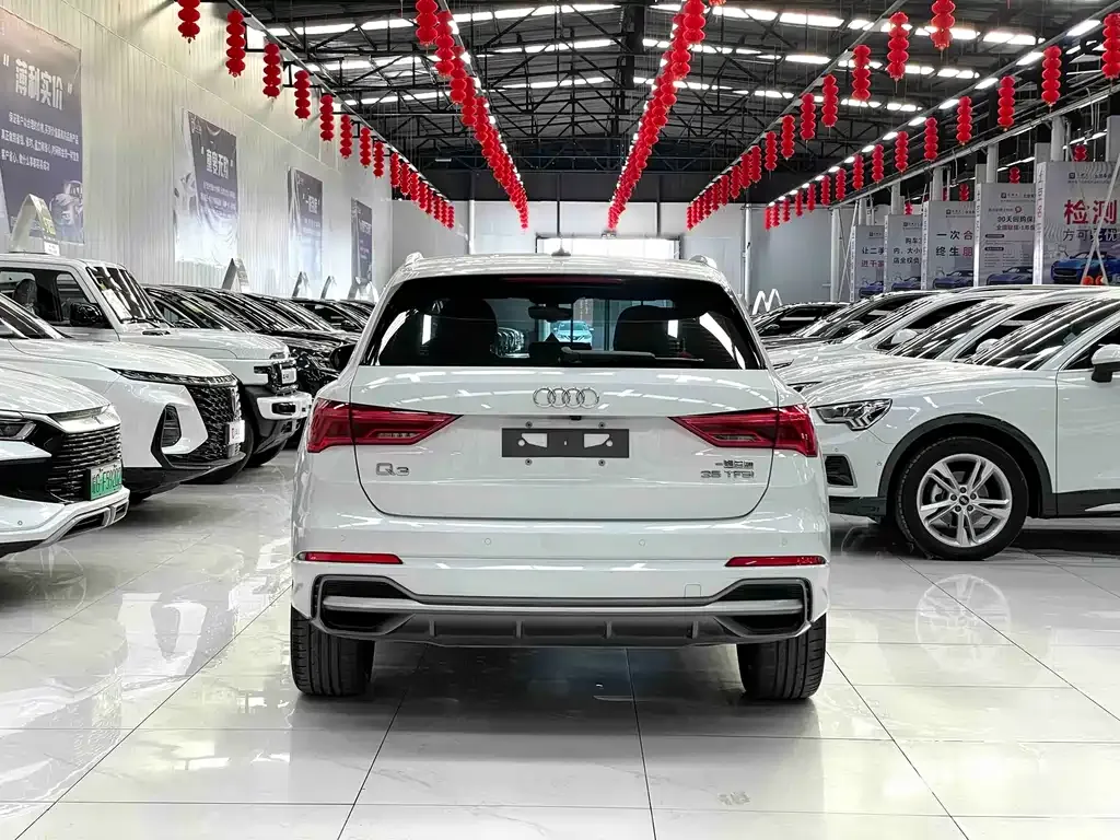 Audi Q3 2022 из CN, фото 10