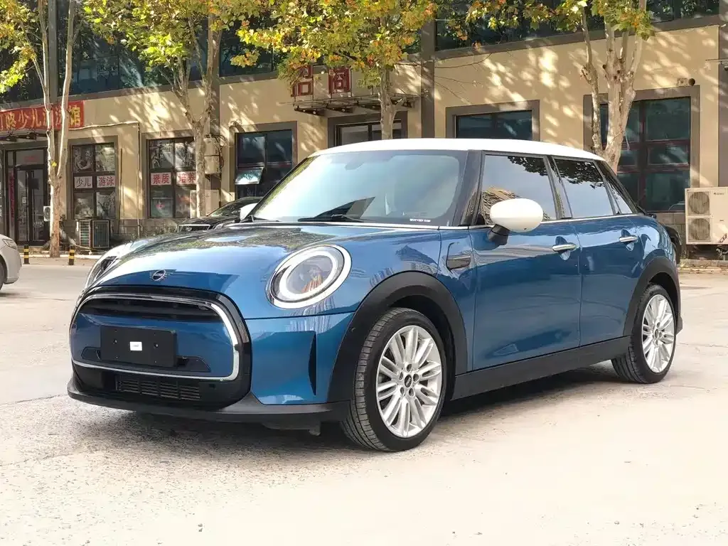 MINI Cooper (3-door) 2021 из CN, фото 1