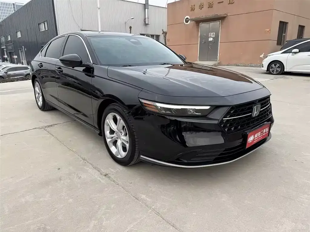 Honda Accord — фото 9