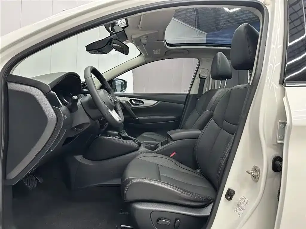 Nissan Qashqai 2021 из CN, фото 4