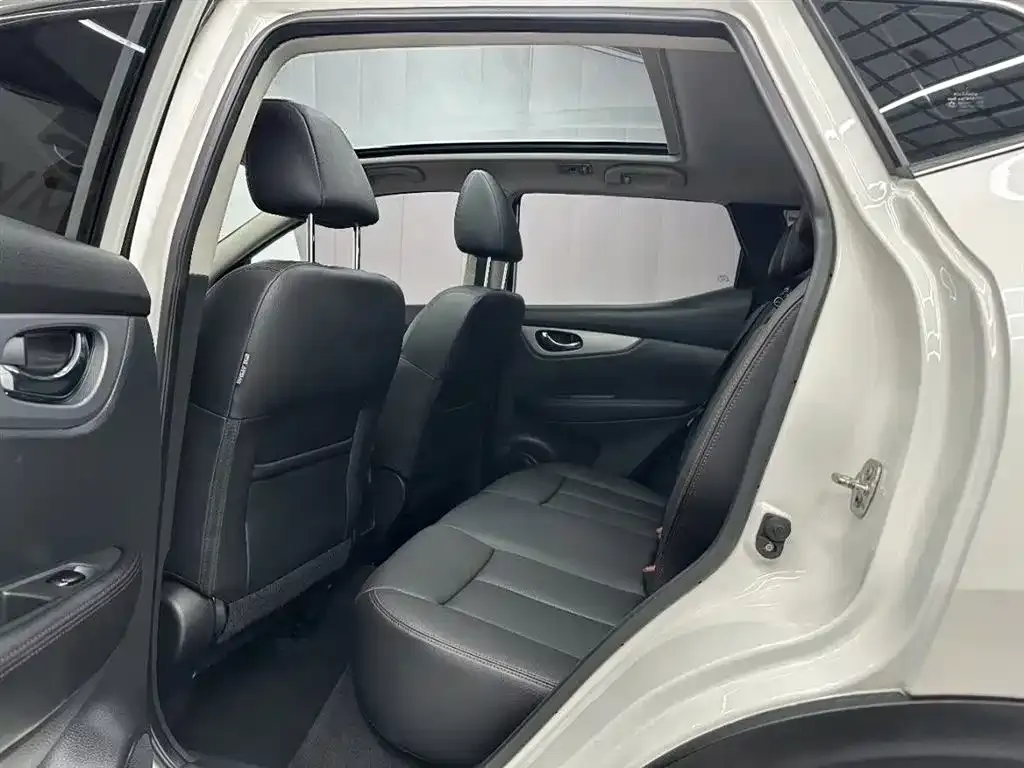 Nissan Qashqai 2021 из CN, фото 6