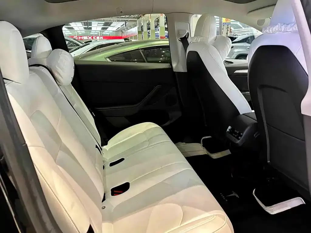 Tesla Model Y 2022 из CN, фото 4