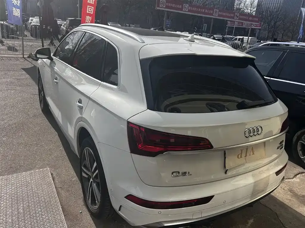 Audi Q5L 2023 из CN, фото 5