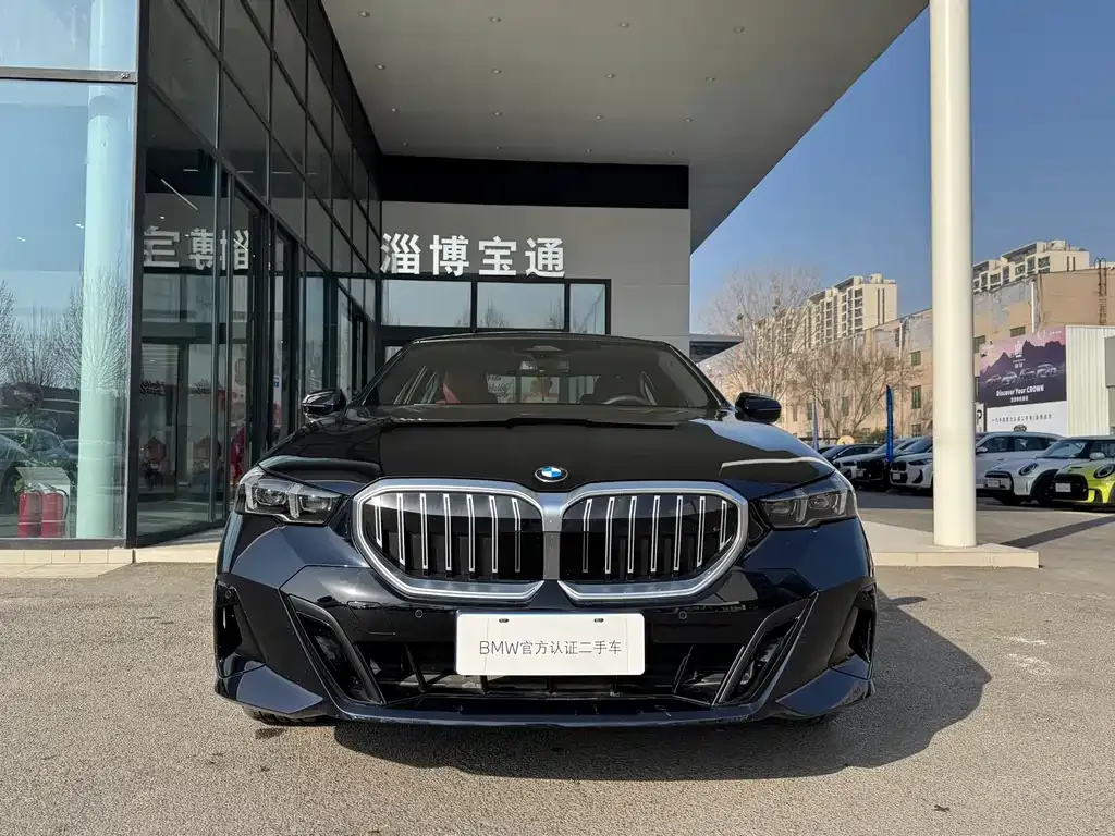 BMW 5 Series (Import) — фото 3